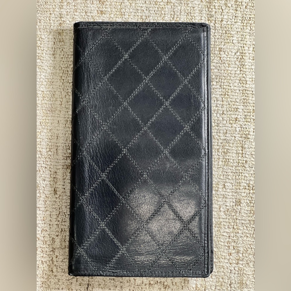 LIVE: Authentic Chanel Bifold Lambskin Wallet. Described on live. Final Sale.